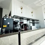 Hotel Alion