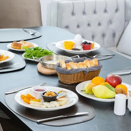 Alion Hotel 3*
