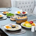 Alion Hotel 3*