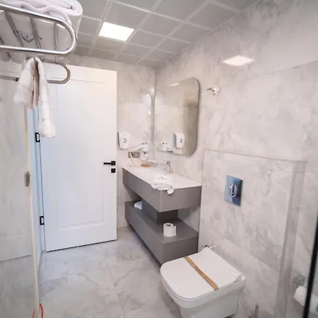 Alion Hotel 3*